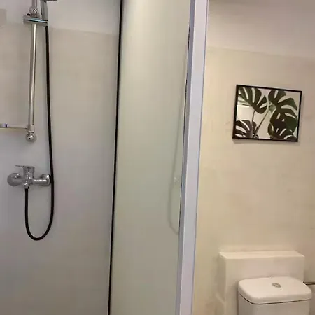 Bite's Adam's Hotel's
